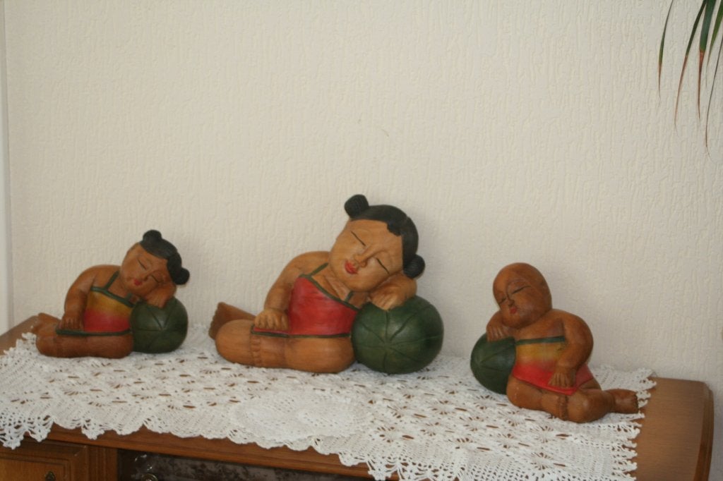 3 zeer mooie oude houten Japans beelden, Ophalen of Verzenden, 20 - 50 cm, Beeld, Hout