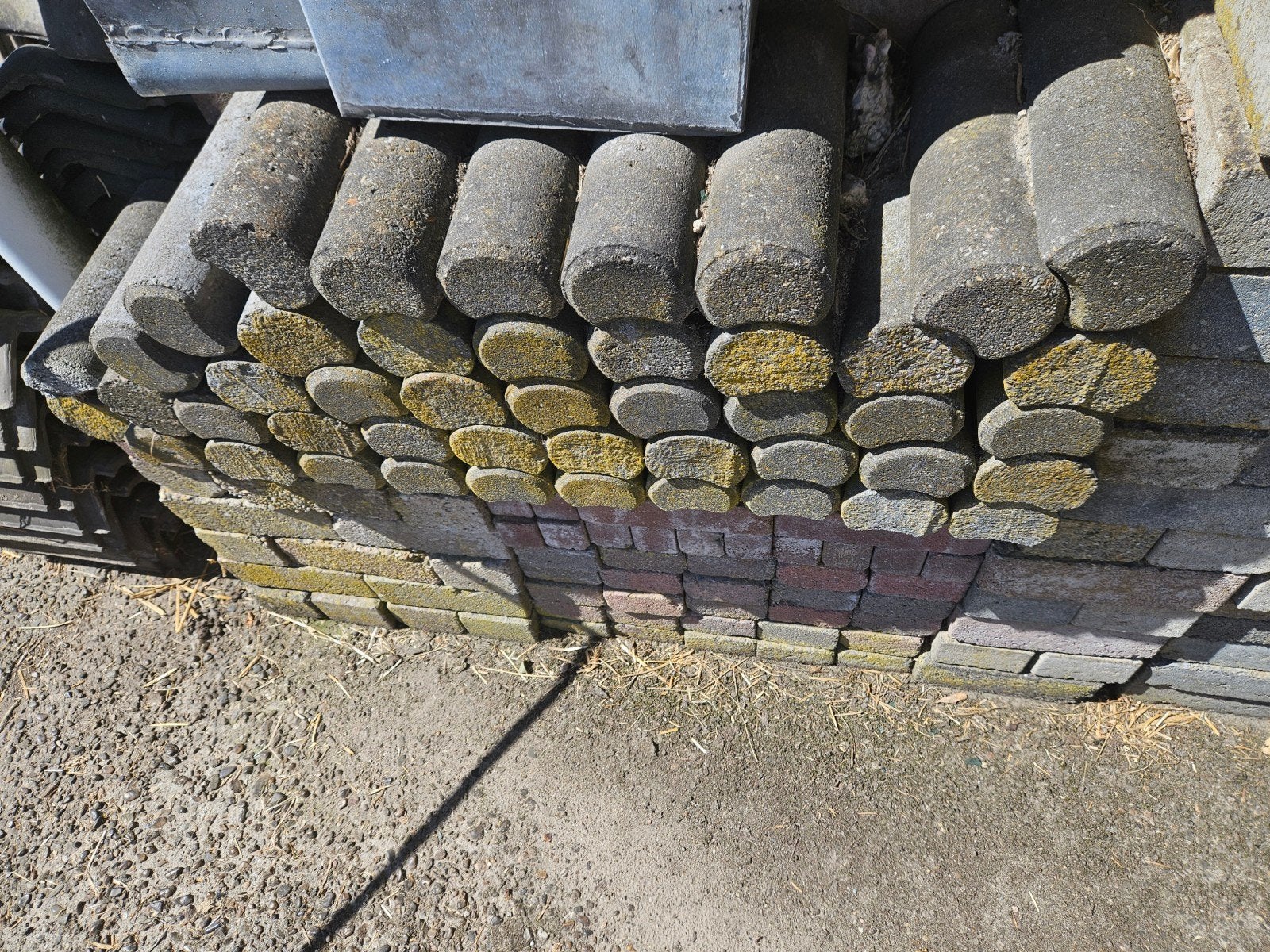 45 pallisadepaaltjes, Ophalen of Verzenden, Gebruikt, Beton, 10 m² of meer