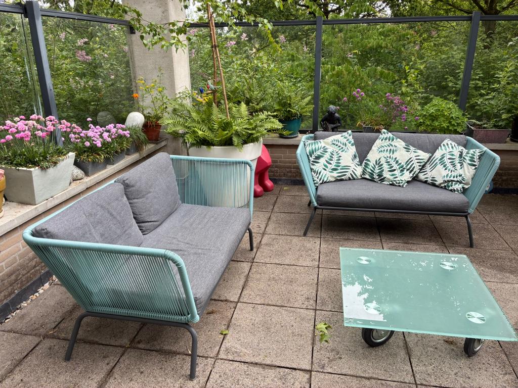 Loungebank 2 stuks / 200 euro per stuk, Ophalen, 4 zitplaatsen, Gebruikt, Loungeset