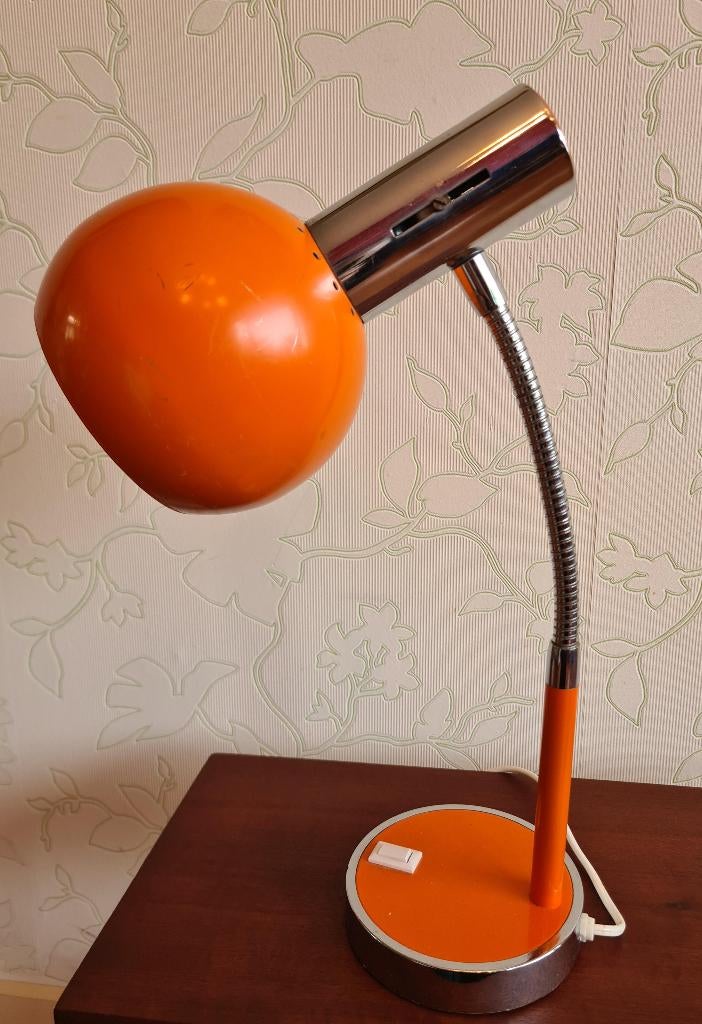 te koop: metalen oranje bureaulamp, retro vintage jaren 70, Gebruikt, Ophalen of Verzenden, Metaal, Minder dan 50 cm