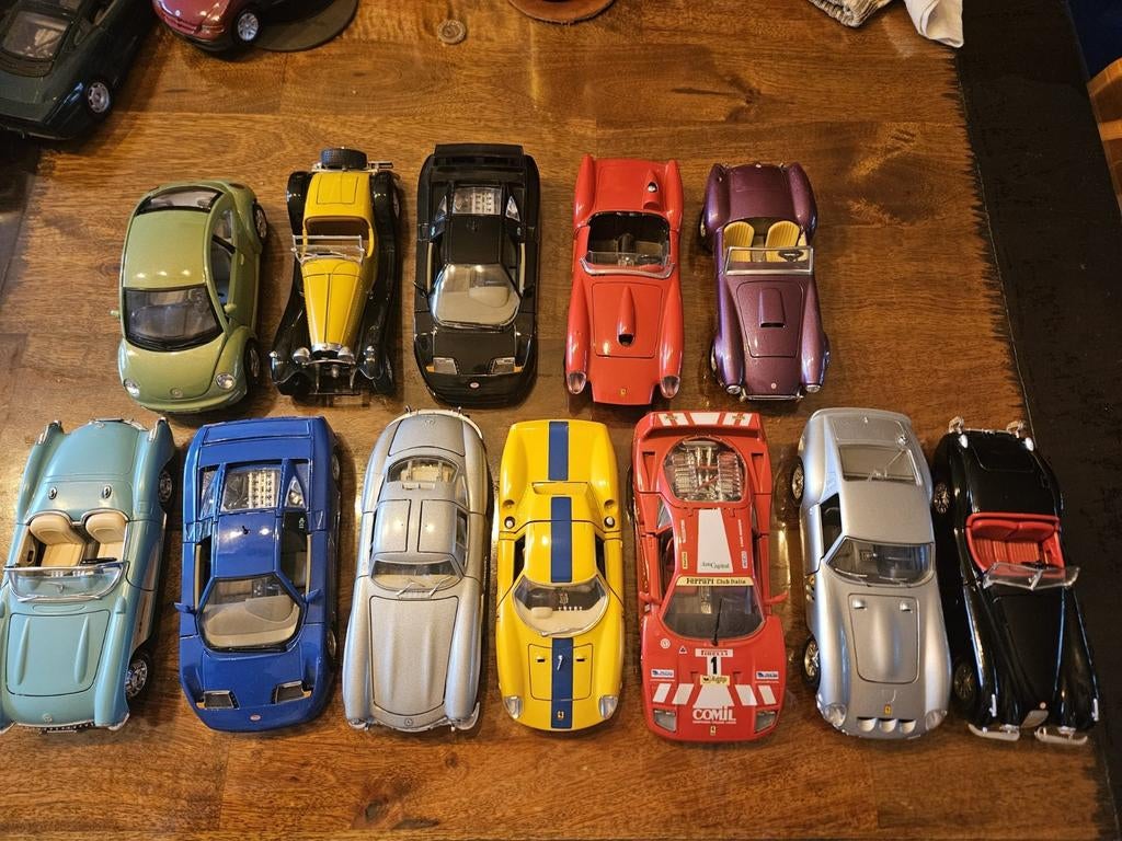 Bburago Modelauto's 1:24 - Diverse modellen, Ophalen, Bburago