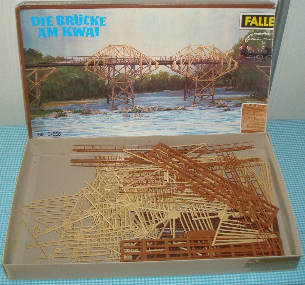 FALLER B - 568 De brug over de Kwai bouwpakket doos, Hobby en Vrije tijd, Overige merken, Gelijkstroom of Wisselstroom, Brug, Tunnel of Gebouw