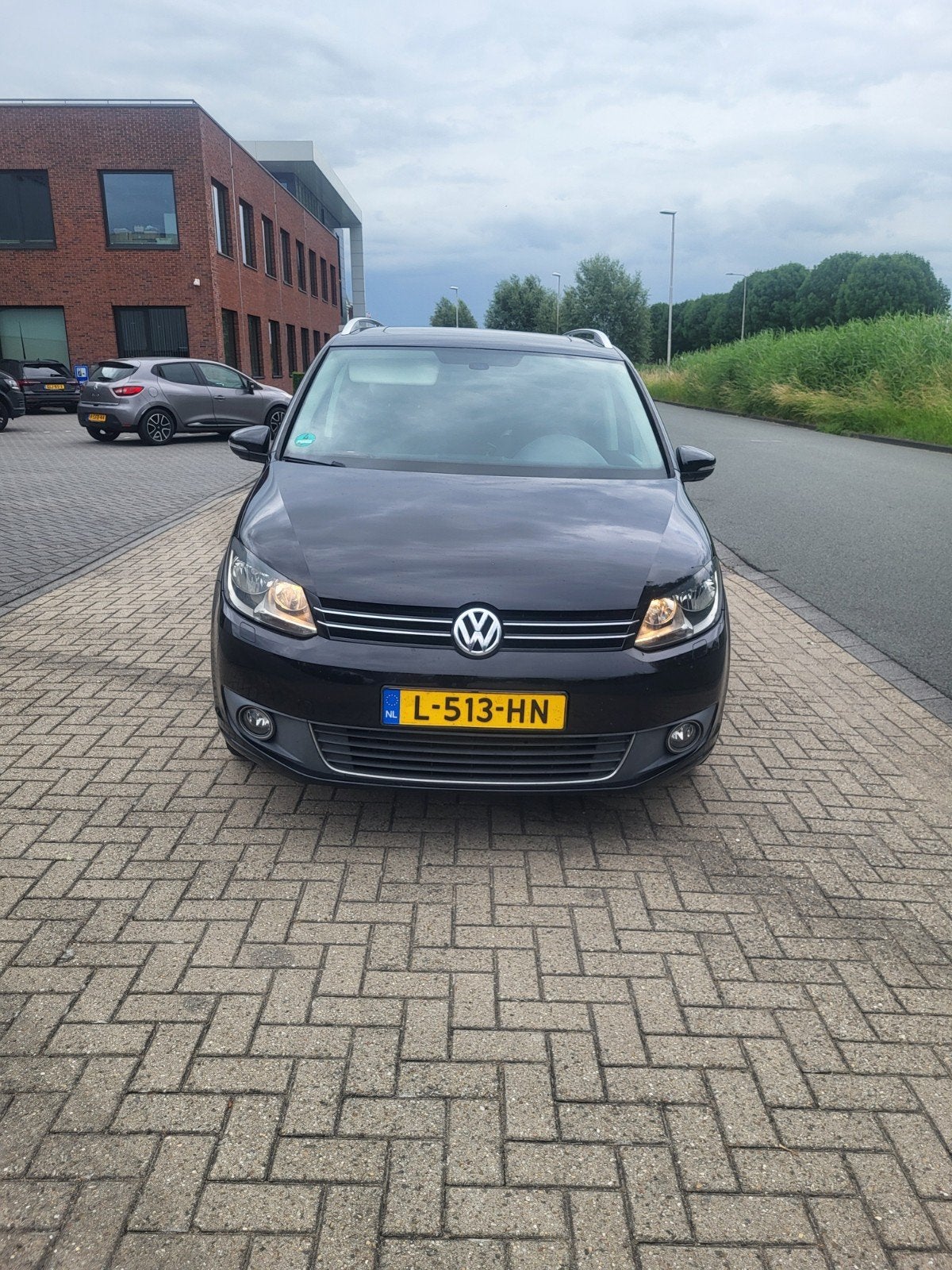 Volkswagen Touran 1.4 TSI 103KW Cross 2011 Zwart, Voorwielaandrijving, 15 km/l, 4 cilinders, 1462 kg