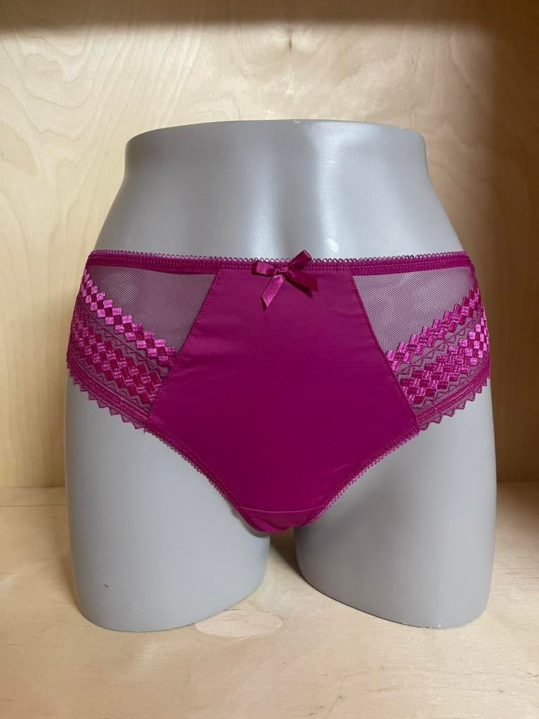 Fantasie string maat s model rebecca, Kleding | Dames, Ondergoed en Lingerie, Verzenden, Roze, String