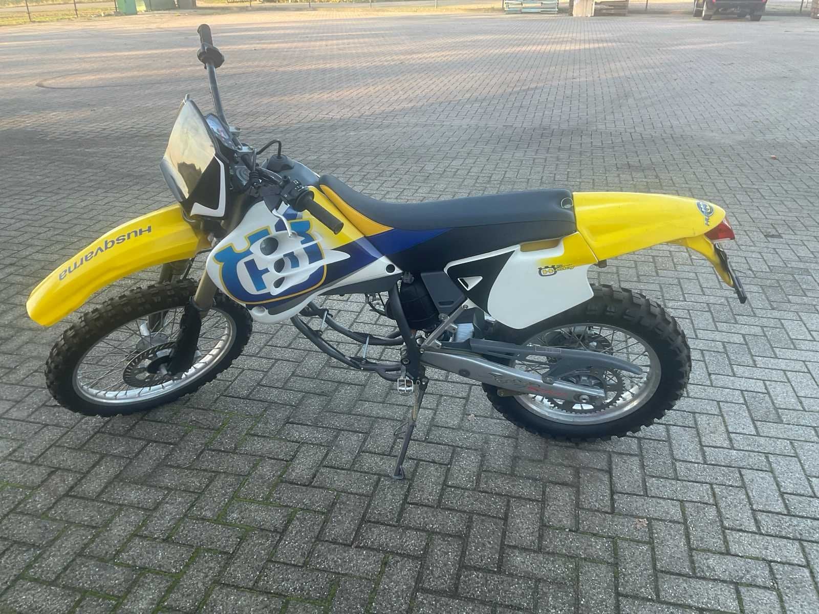 Husqvarna Super Motard 125 Motorfiets, Bedrijf, Overig