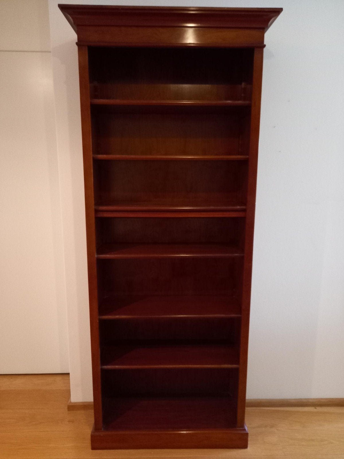 Boekenkast van massief kersenhout., Ophalen, Met plank(en), Gebruikt, 200 cm of meer