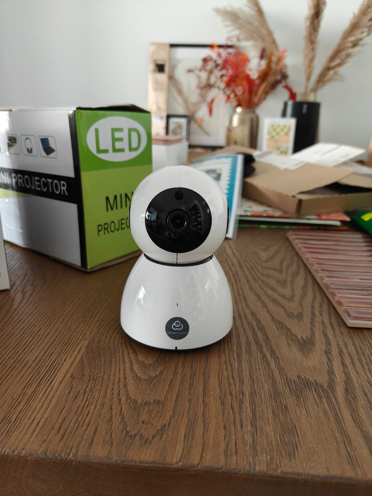 Slimme binnencamera met cloudopslag, Ophalen of Verzenden, Zo goed als nieuw, Binnencamera