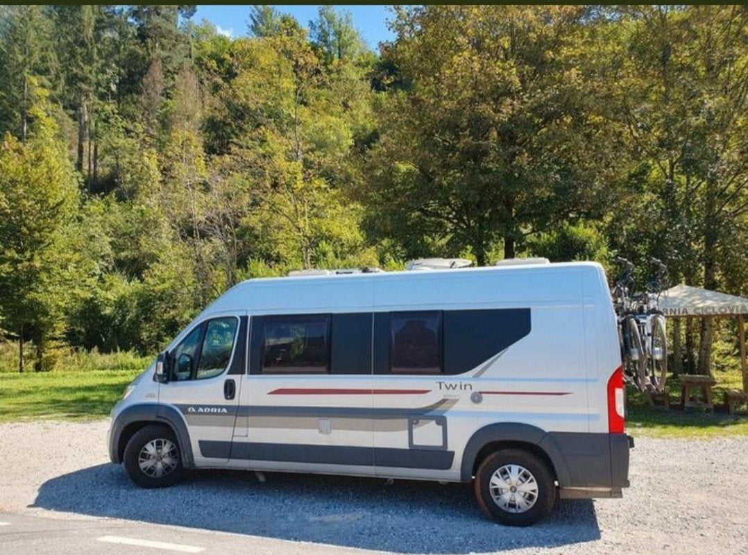 Mooie Adria Twin 600 SPT 2014 facelift front., Ringverwarming, Buitenlamp, Fiat, Tot en met 2
