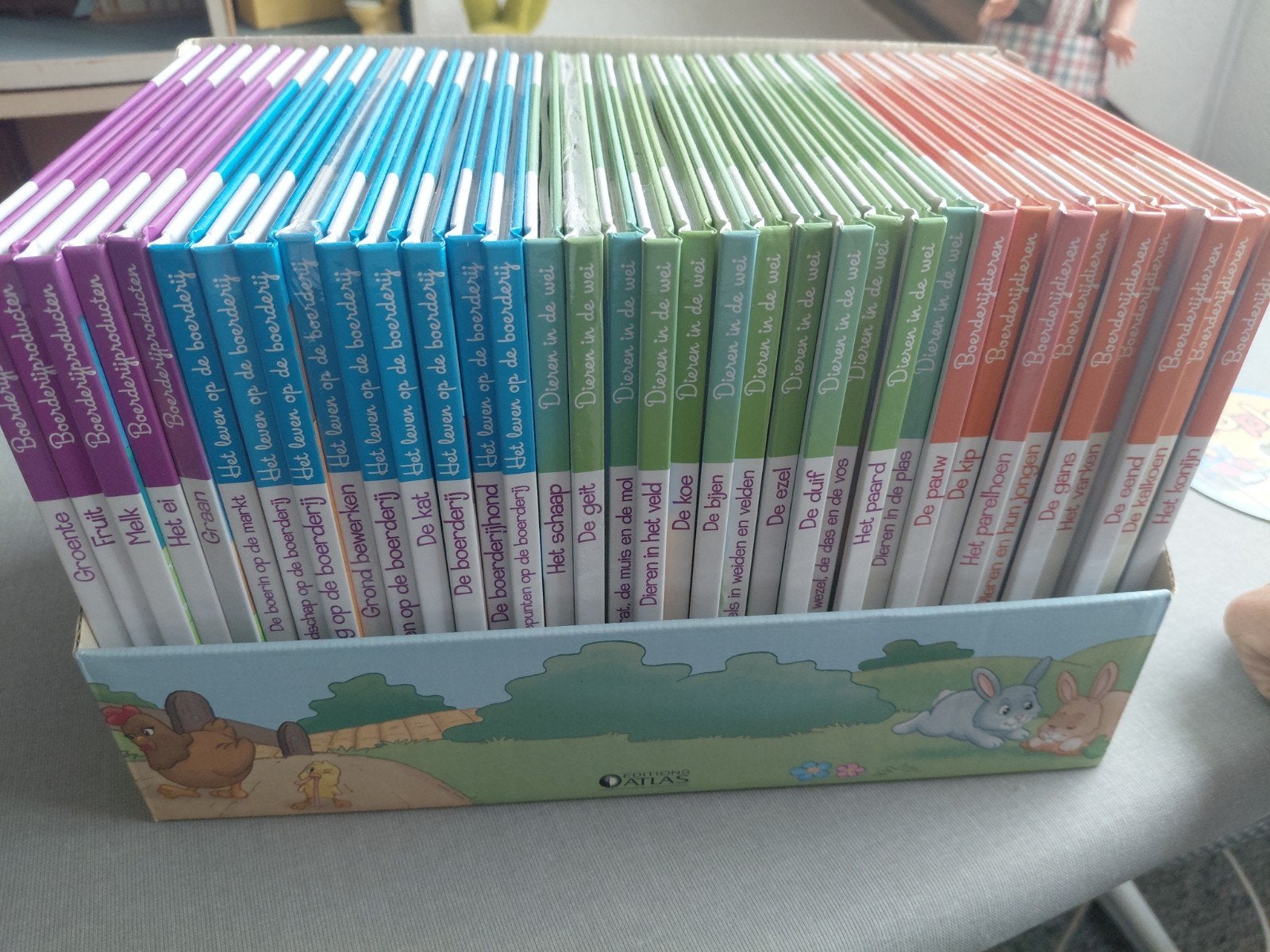 Complete Atlas Boerderijdieren set: 35 boekjes, CD, diertjes, Ophalen of Verzenden, Zo goed als nieuw, Overige typen