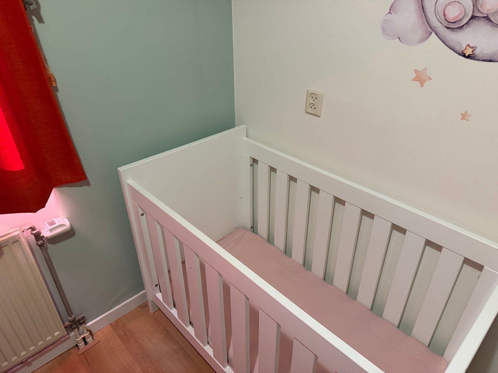 Bopita ledikant 60x120 wit, in hoogte verstelbaar, Kinderen en Baby's, Babywiegjes en Ledikanten, Ophalen, Gebruikt, Ledikant