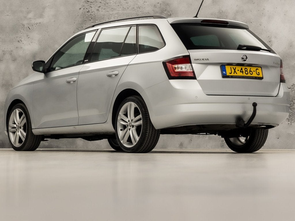 Skoda Fabia Combi 1.2 TSI JOY Sport (SCHERM, CLIMATE, STOELV, Auto's, Skoda, Voorwielaandrijving, 12 maanden, 4 cilinders, Alcantara