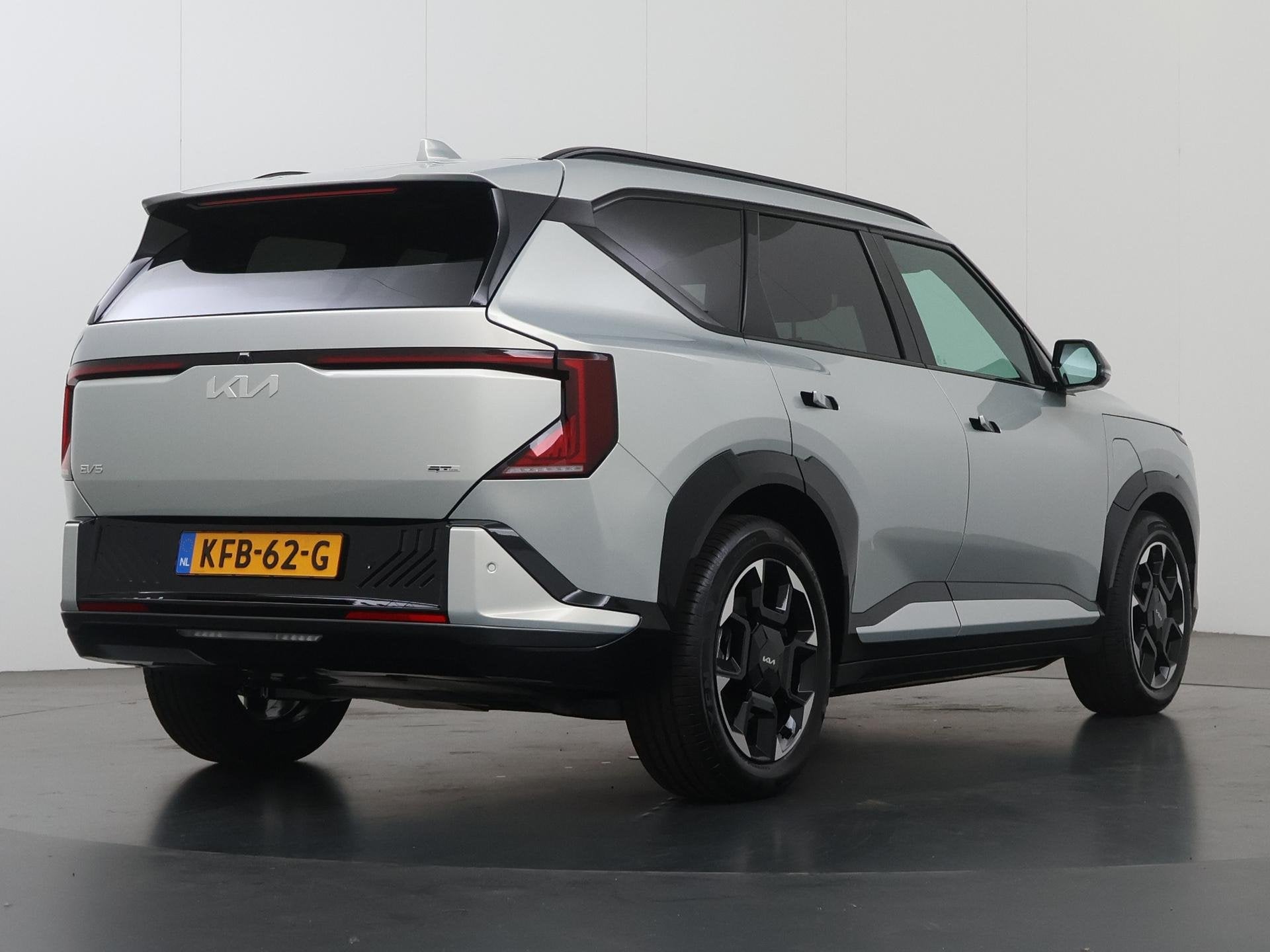 Kia EV5 GT-Line Business Edition 81.4 kWh BESCHIKBAAR VANAF, Auto's, 81 kWh, 510 min, 505 km, SUV of Terreinwagen