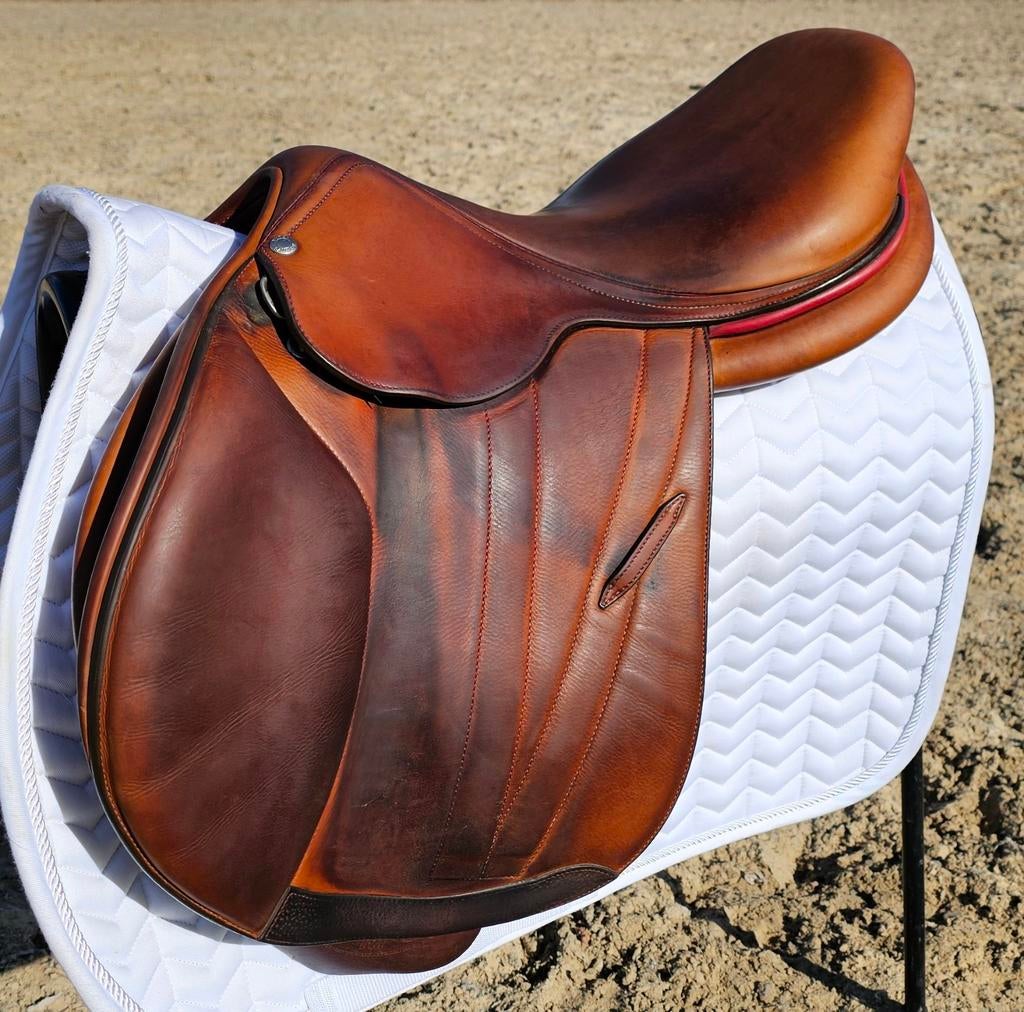 Butet Luxe Springzadel - 17,5 inch - 2023, Dieren en Toebehoren, Ophalen of Verzenden, Gebruikt, Springen