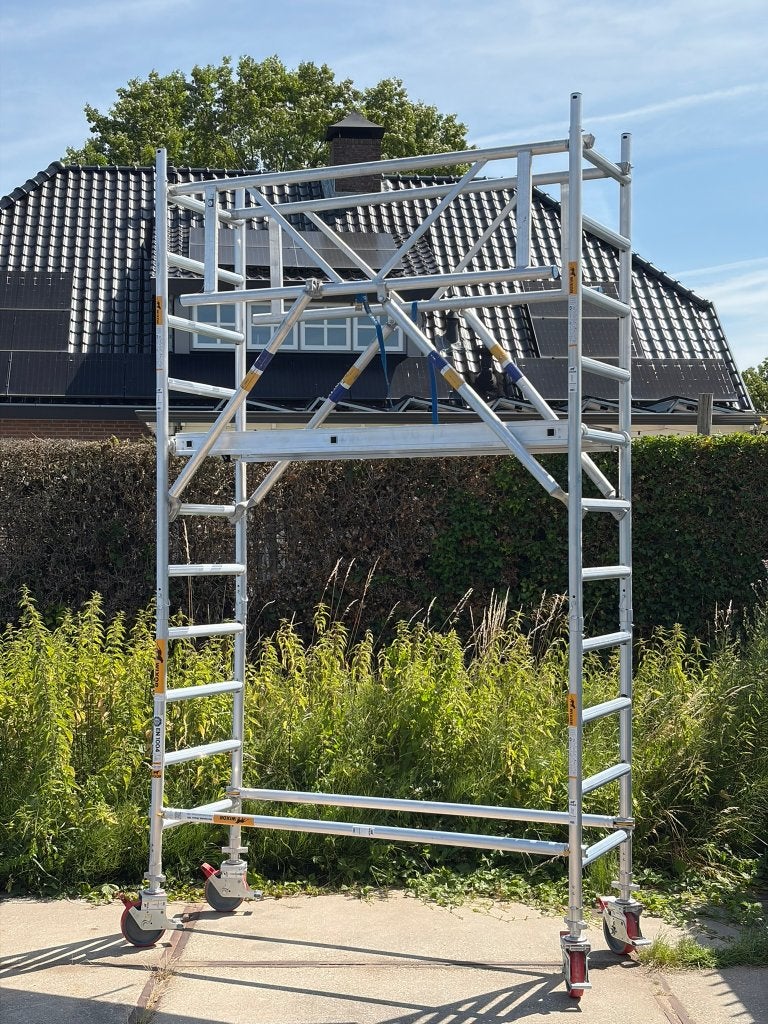 Gebruikte rolsteigers 190 | 4,2 - 6,2 - 8,2 meter werkhoogte, Ophalen, Gebruikt, Rolsteiger of Kamersteiger, 2 tot 5 meter