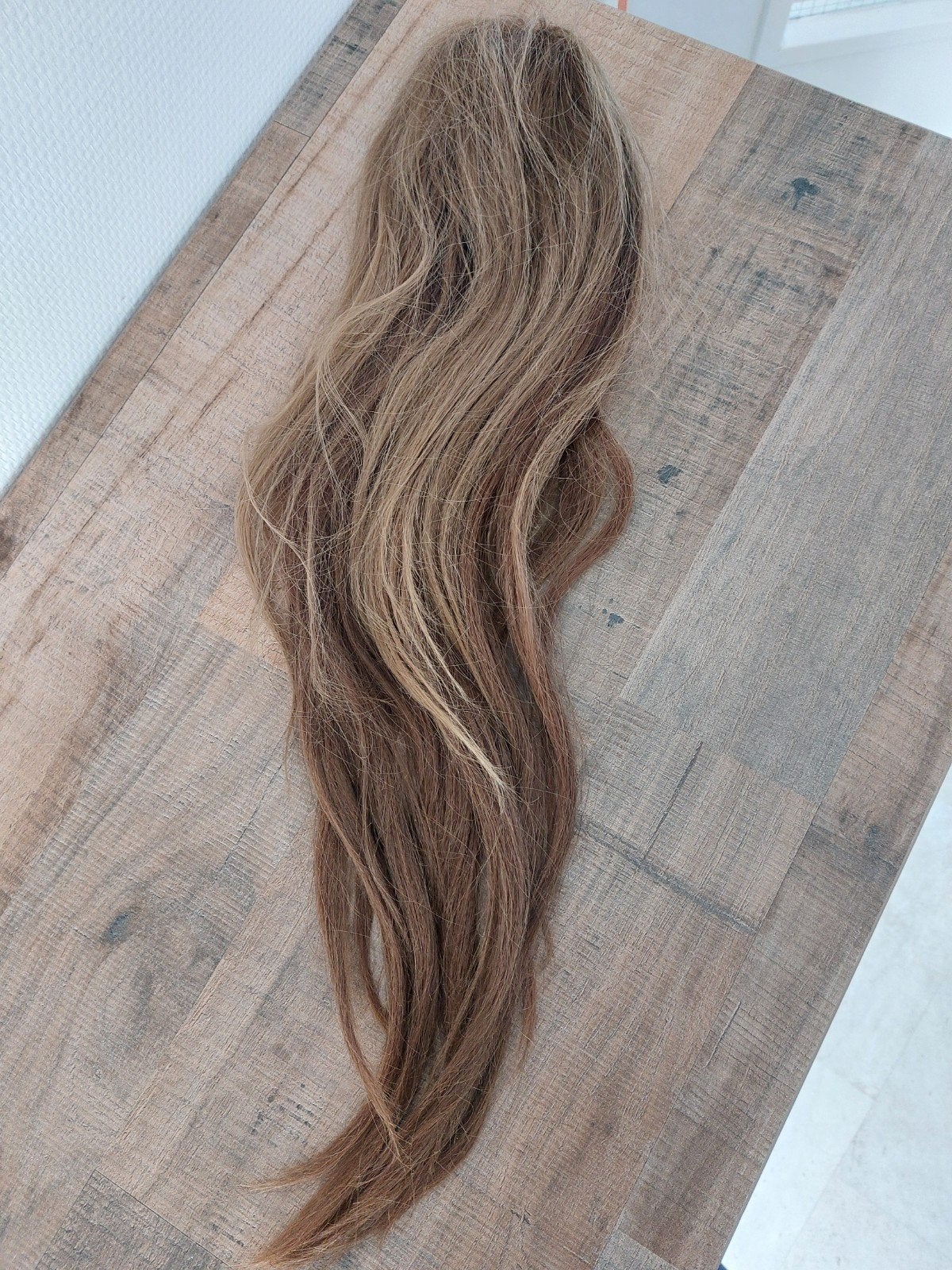 65cm Echt Haar Pruik/Haarverlenging, Ophalen of Verzenden, Zo goed als nieuw, Pruik of Haarverlenging