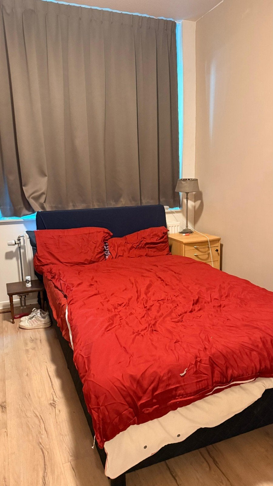 120cm Long Bed and Mattress, Ophalen of Verzenden, Zo goed als nieuw, Twijfelaar