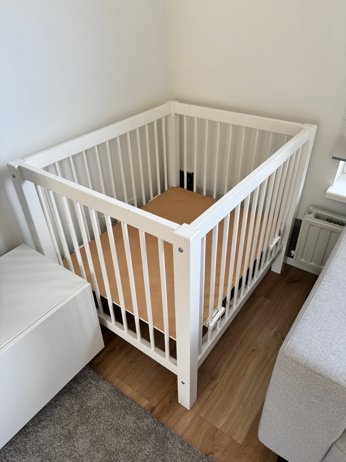 Baby box - wit, Kinderen en Baby's, Boxen, Ophalen, Gebruikt, Rechthoekig, In hoogte verstelbaar