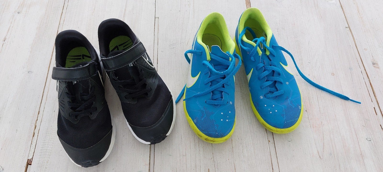 kinder gym nike schoenen maat 34 samen €6,50, Ophalen of Verzenden, Gebruikt, Jongen of Meisje, Schoenen