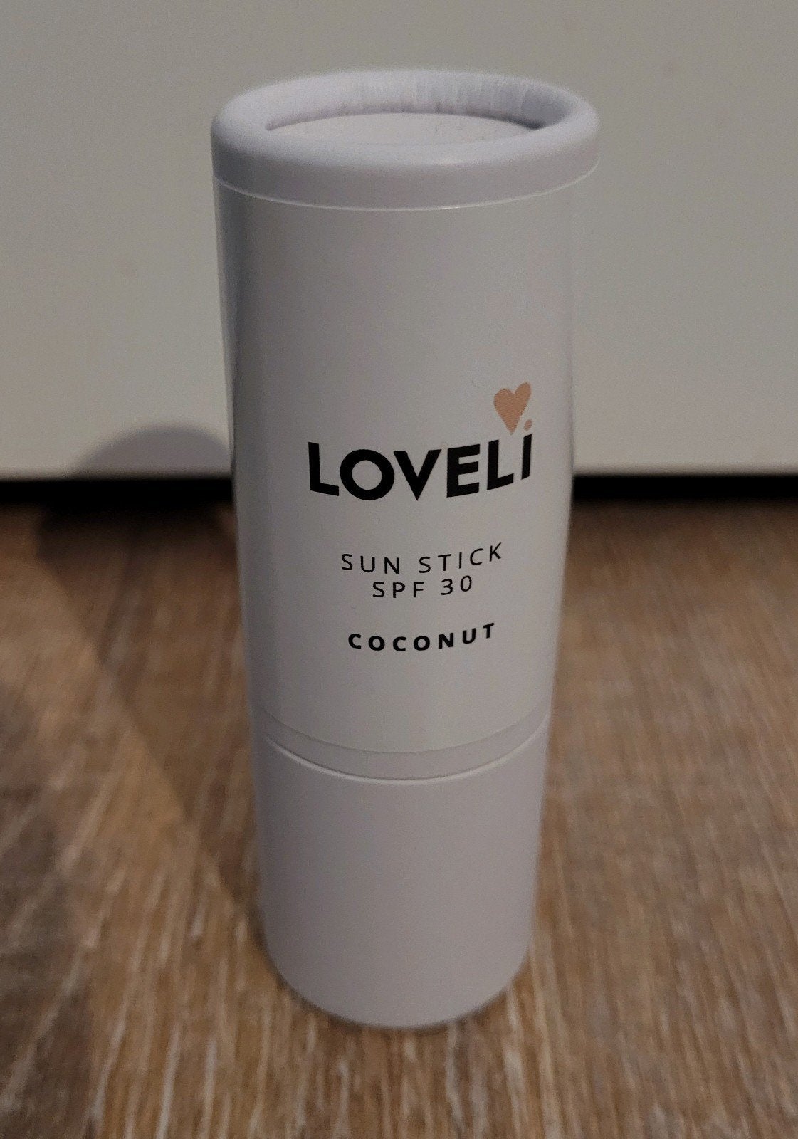 Nieuw! Loveli sun stick SPF30 coconut, 14ml, Ophalen of Verzenden, Nieuw, Zonnebrand of After Sun