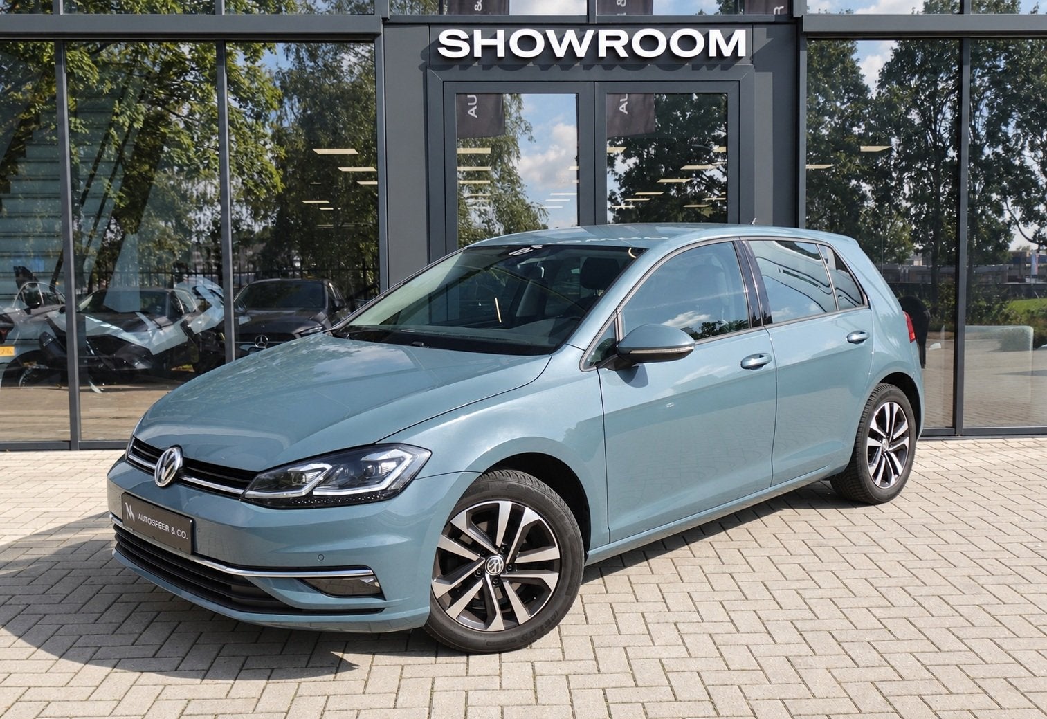 Volkswagen GOLF 1.0 TSI Comfortline NAVI CARPLAY ACC VOL, Dealer onderhouden, Stof, Verwarmde buitenspiegels, Blauw