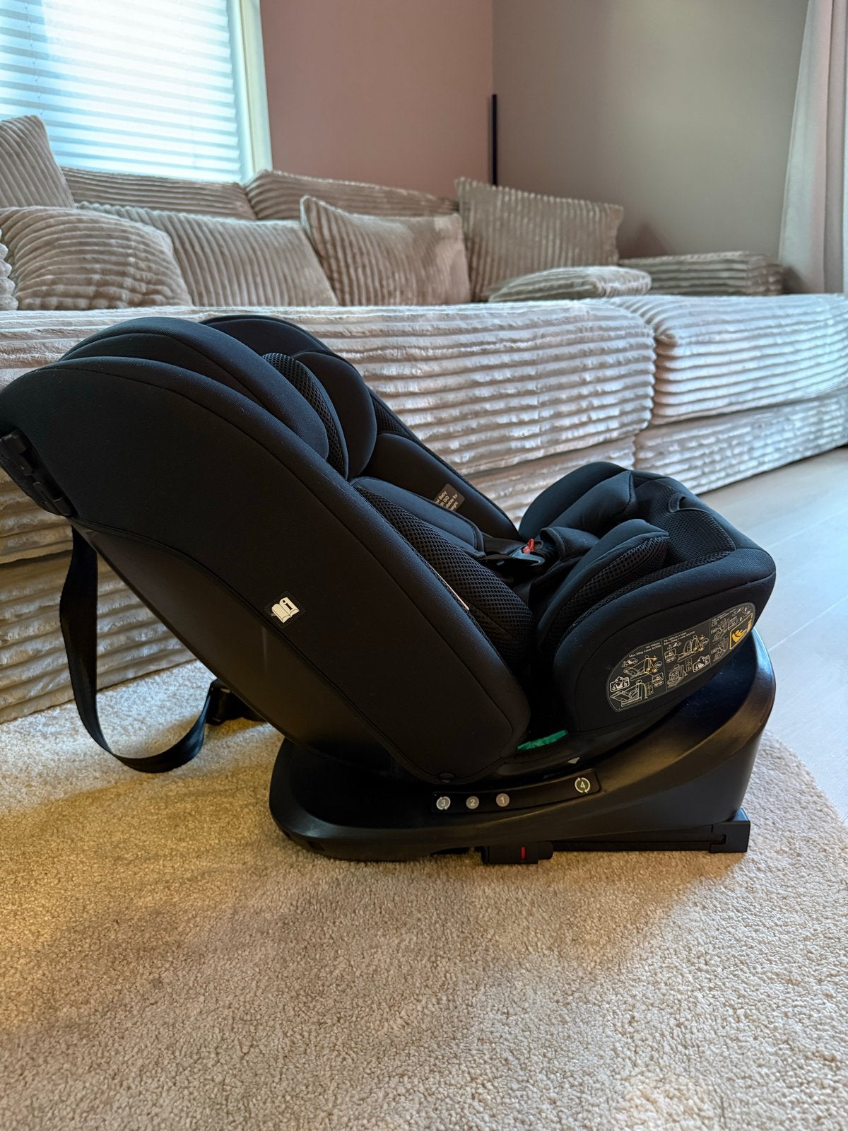 Draaibare Novi Autostoel Zwart (0-36 kg), Kinderen en Baby's, Autostoeltjes, Overige merken, Verstelbare rugleuning, Nieuw, Ophalen of Verzenden