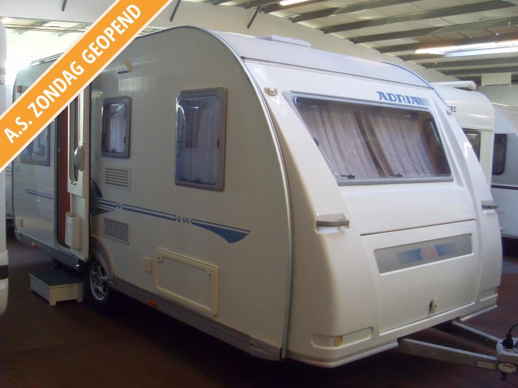 Adria Adiva 462 PD, Caravans en Kamperen, Rondzit, Bedrijf, Adria, 4 tot 5 meter