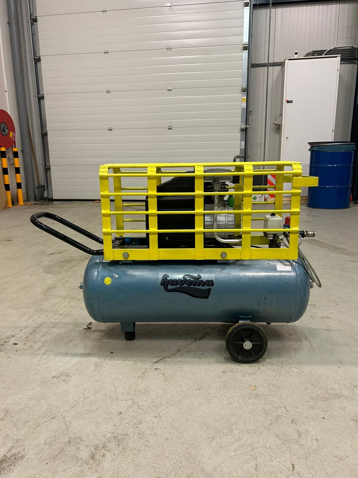 Compressor huvema, 100 liter of meer, Ophalen, Zo goed als nieuw