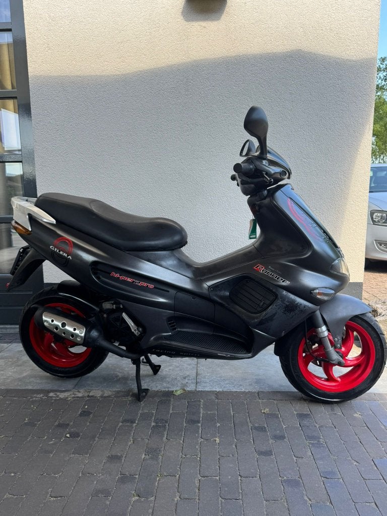 ⭐️Gilera runner sp pro brom 50cc 2 takt opaco⭐️, Fietsen en Brommers, Scooters | Piaggio, Niet ingevuld, Niet ingevuld, Niet ingevuld