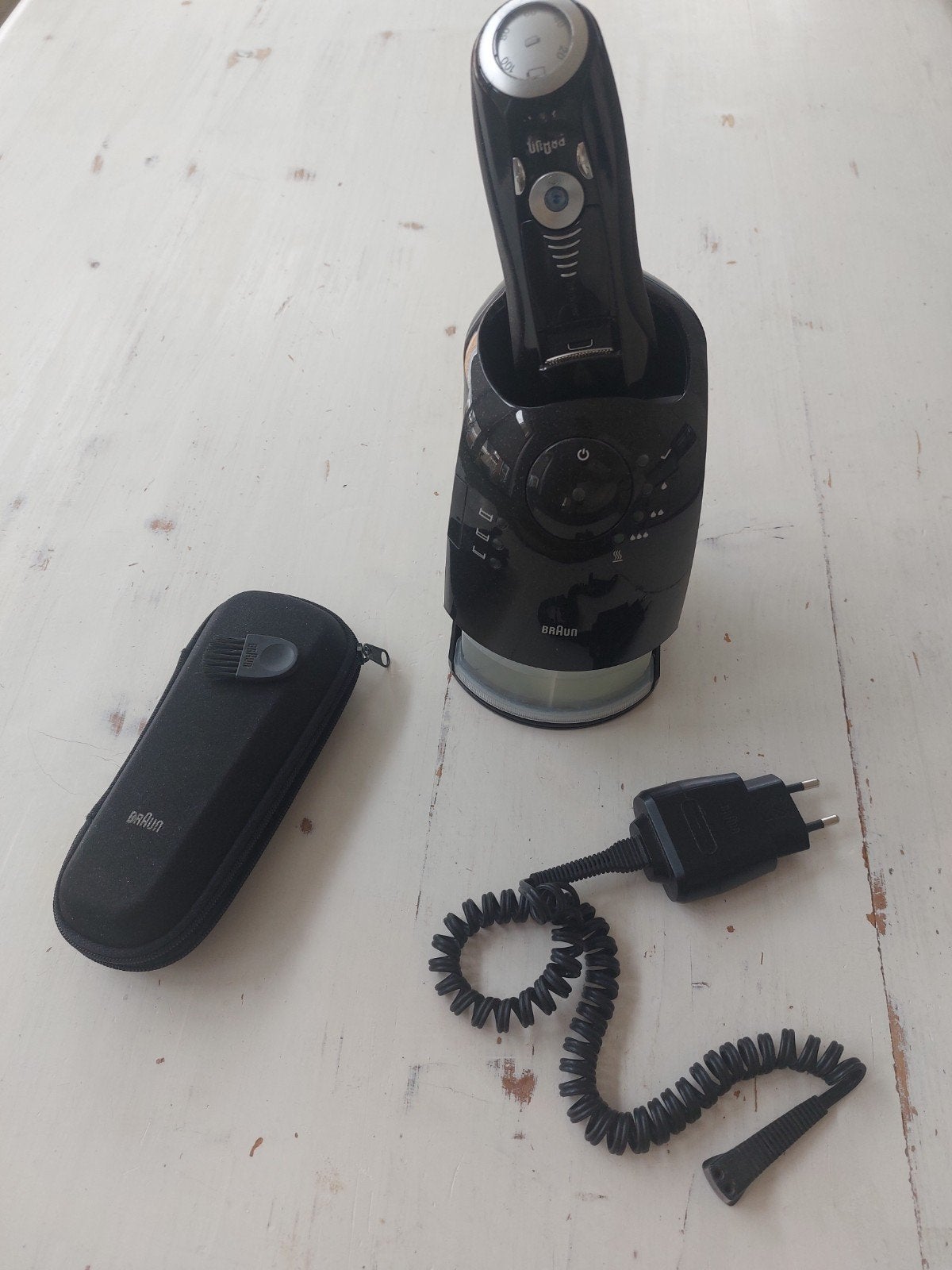 Scheerapparaat Braun series 7 type 5693, Ophalen, Gebruikt, Gehele gezicht