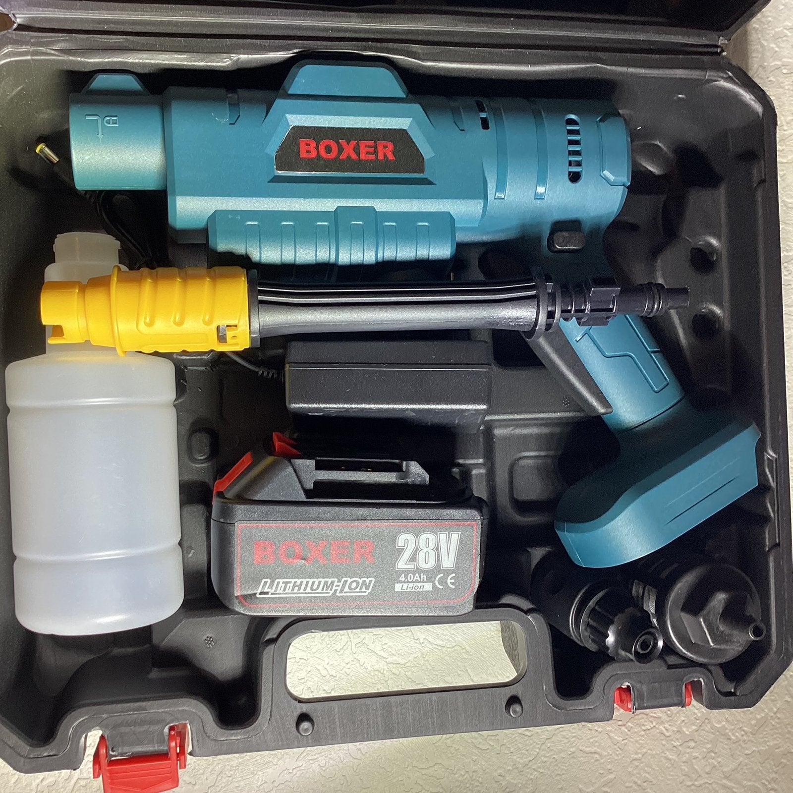 28 v hoge druk reiniger 25 bar met accessoires, Auto diversen, Onderhoudsmiddelen, Ophalen of Verzenden