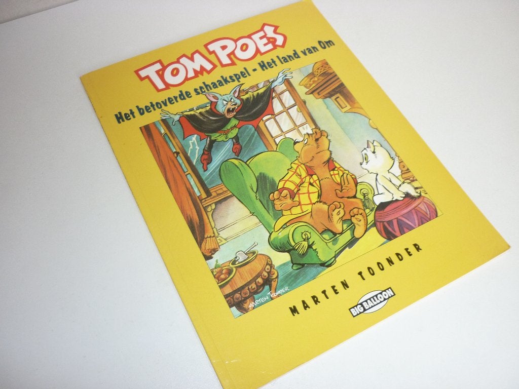 Tom Poes: het Betoverde Schaakspel / het Land van Om, Ophalen of Verzenden, Gelezen