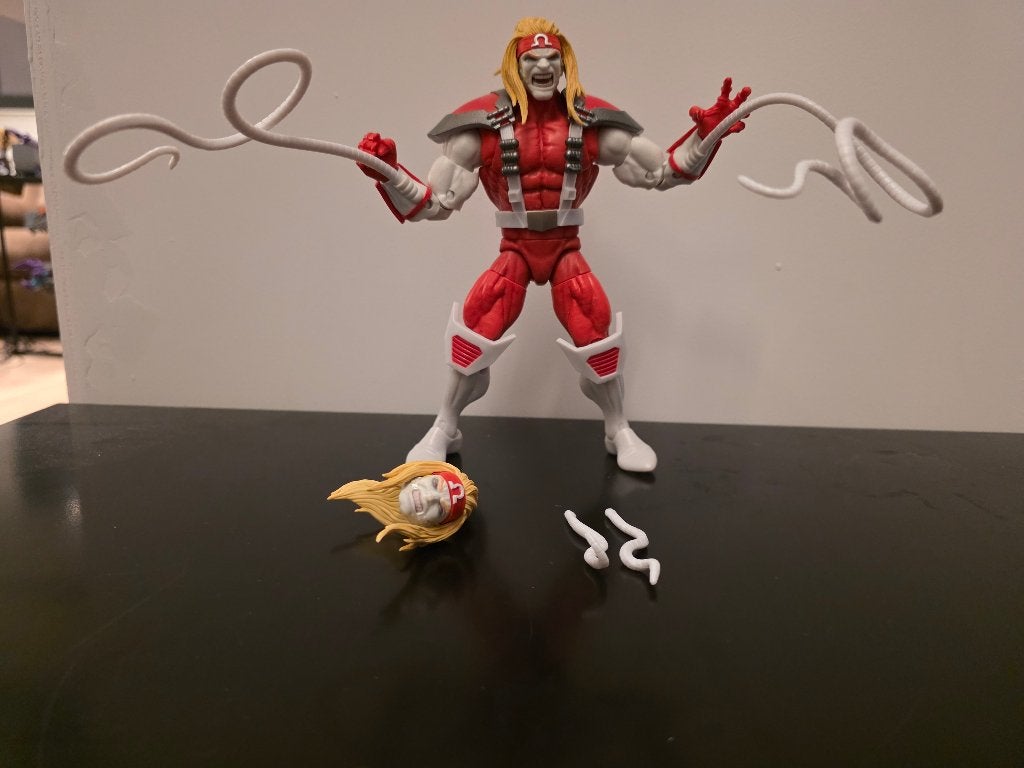 Marvel legends Omega red, Ophalen of Verzenden, Zo goed als nieuw