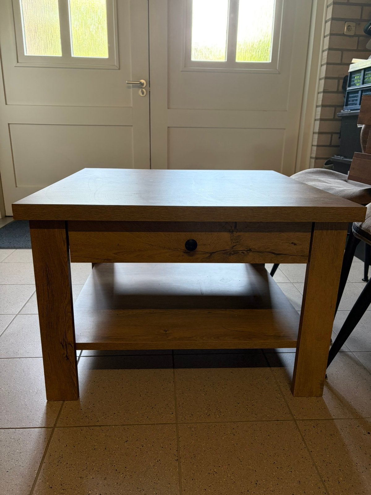 Houten salontafel met lades en plateau - 80x80x54 cm, Huis en Inrichting, Tafels | Salontafels, Ophalen, 50 – 75, Gebruikt, Vierkant