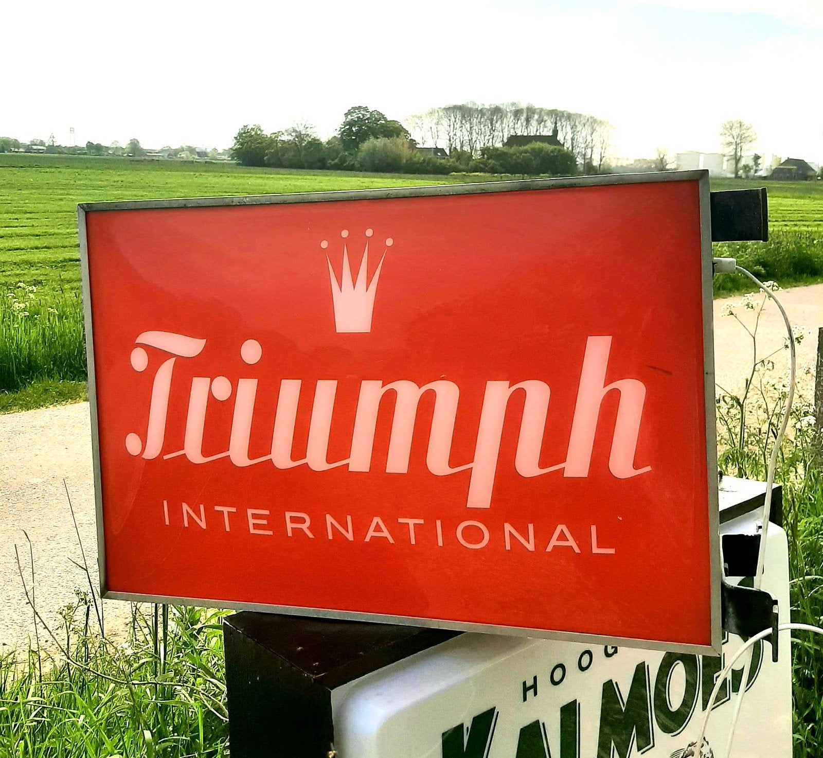 TRIUMPH - Lichtbak / Lichtreclame, Verzamelen, Merken en Reclamevoorwerpen, Ophalen, Zo goed als nieuw, Lichtbak of (neon) lamp