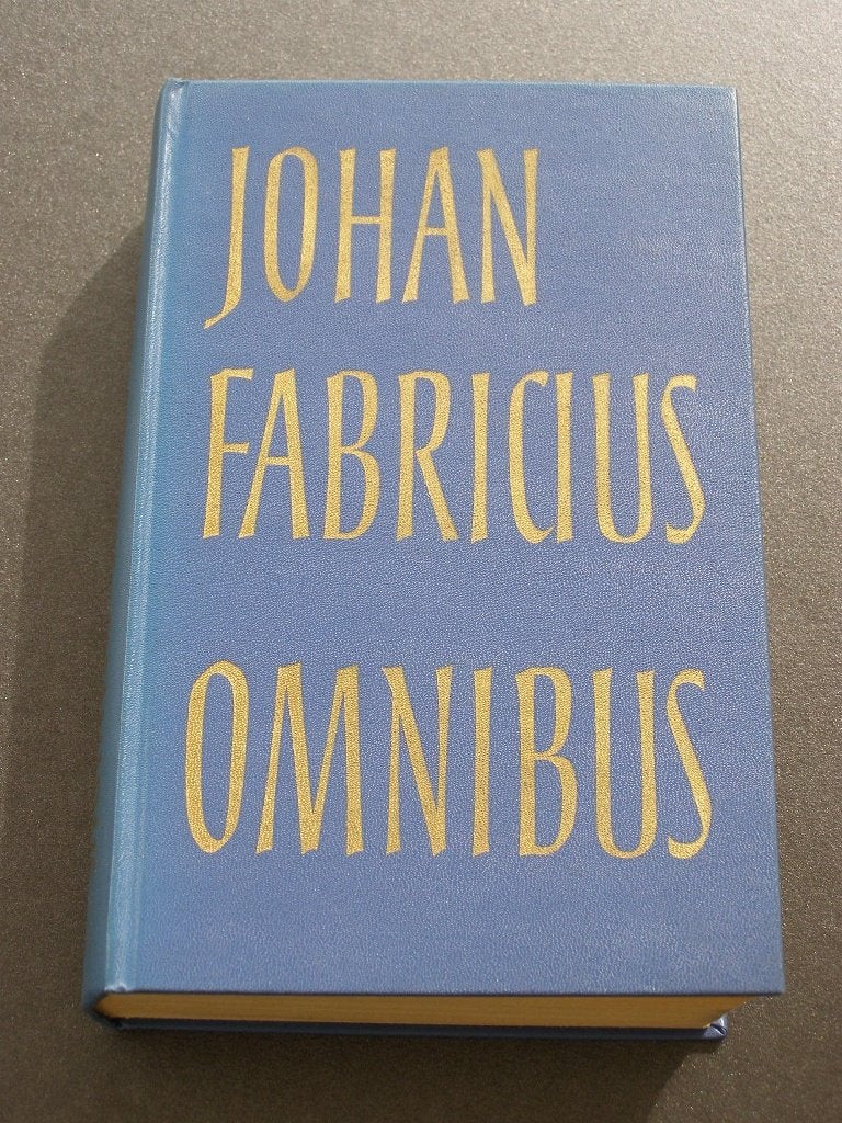 Johan Fabricius Omnibus met o.a. Komedianten trokken voorbij, Gelezen, Johan Fabricius, Ophalen of Verzenden, Nederland