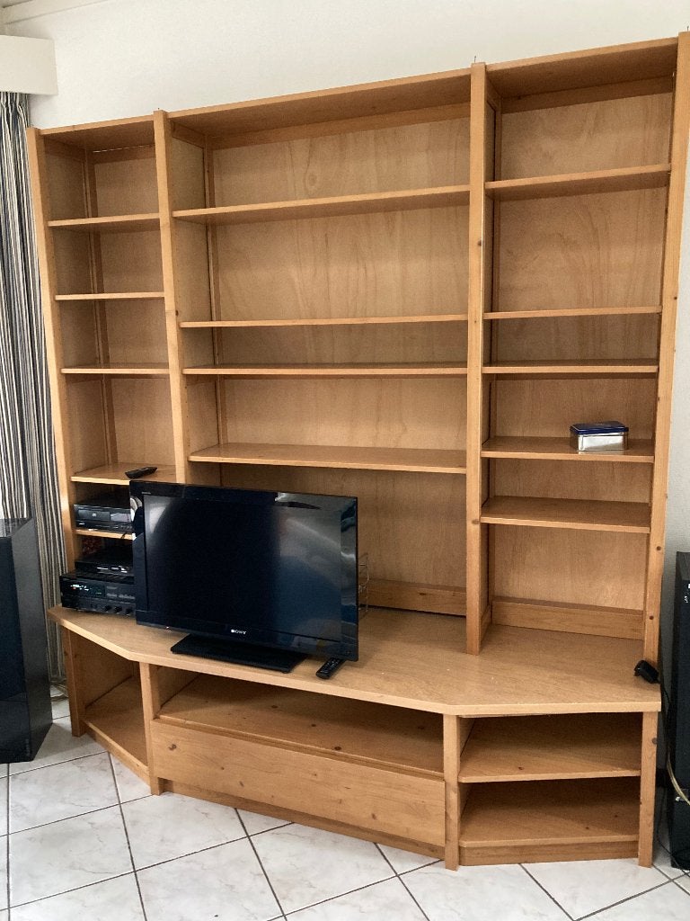Wandkast Lundia gratis (moet nú weg), Ophalen, Gebruikt, 200 cm of meer, Met lade(s)
