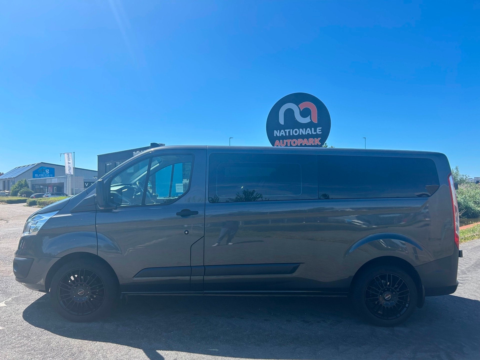 Ford Transit Custom | 2016 | 290 2.2 TDCI L2H1 Ambiente DC |, Auto's, Voorwielaandrijving, Euro 5, 125 pk, Gebruikt