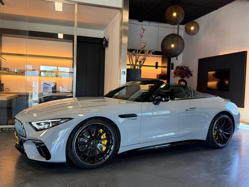 Mercedes-Benz SL-klasse Roadster AMG 63 4MATIC+ 2022 nardo g, Auto's, Automaat, Automatische klimaatregeling, Gebruikt, Cabriolet