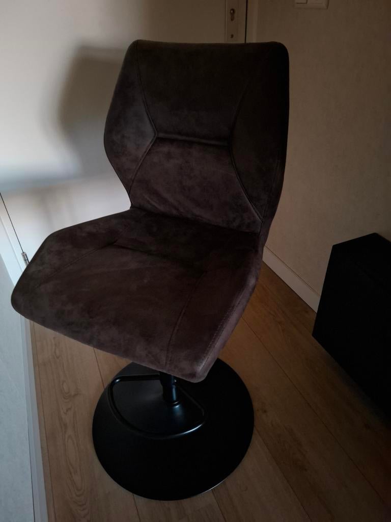 3 mooie barkrukken donker grijs, 2 krukken, Ophalen, Zo goed als nieuw, 60 tot 90 cm