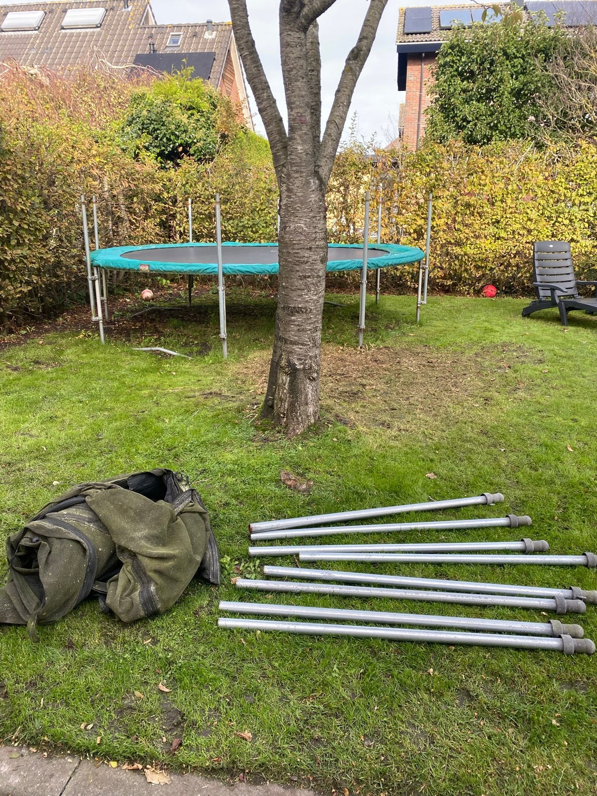 Berg trampoline 3,80 meter (zonder net), Kinderen en Baby's, Ophalen, Gebruikt