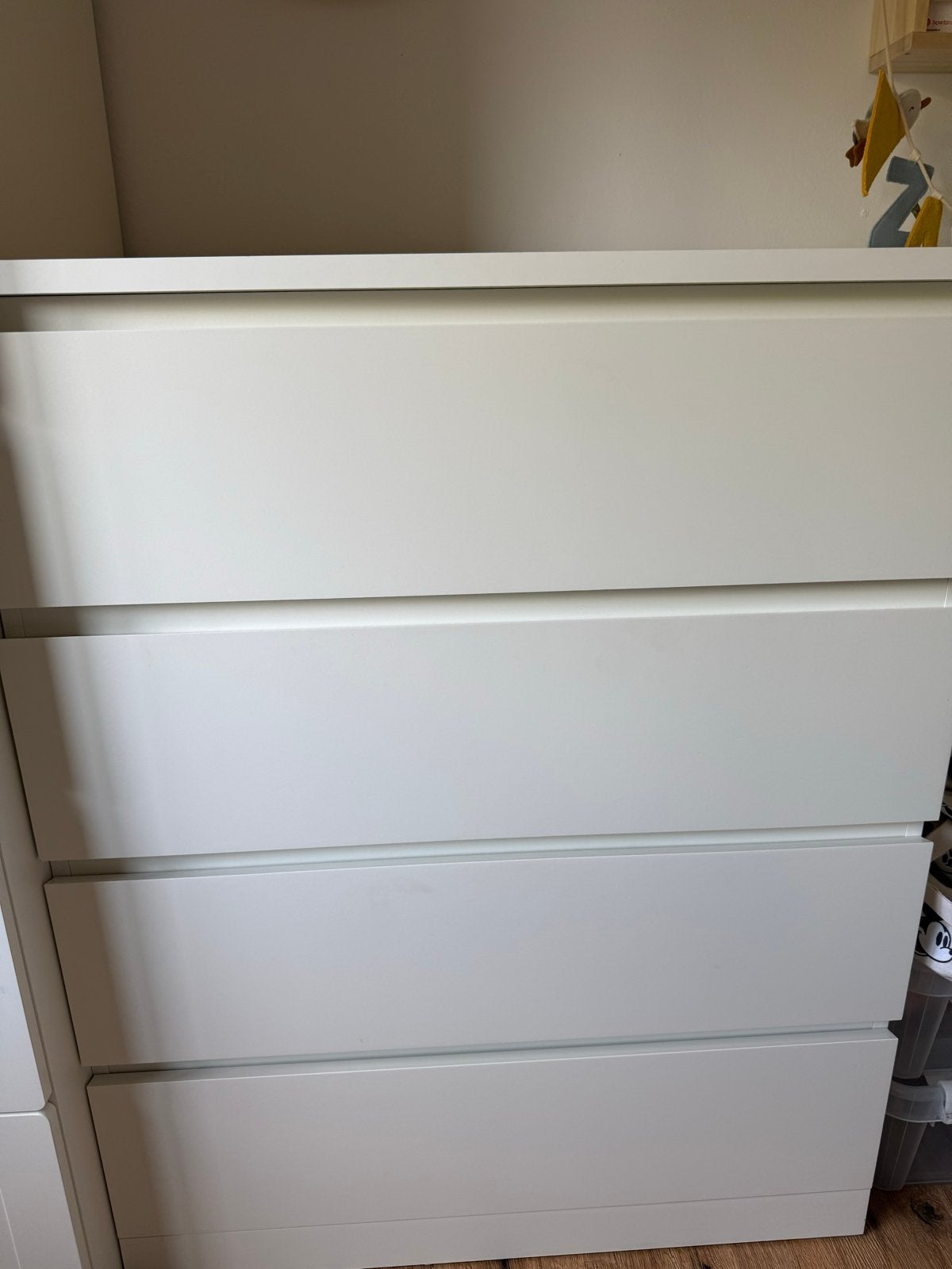 IKEA MALM ladekast met 4 lades - zo goed als nieuw, Ophalen, 100 tot 150 cm, 50 tot 100 cm, Zo goed als nieuw