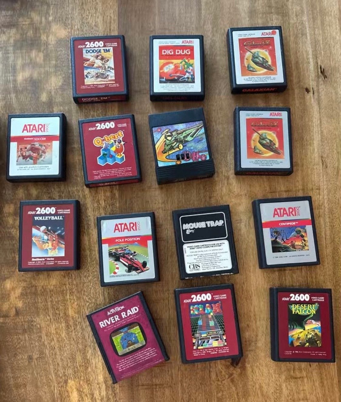 Atari 2600 console met joysticks en 13 spellen, Spelcomputers en Games, Gebruikt, Overige genres, 2 spelers, Eén computer