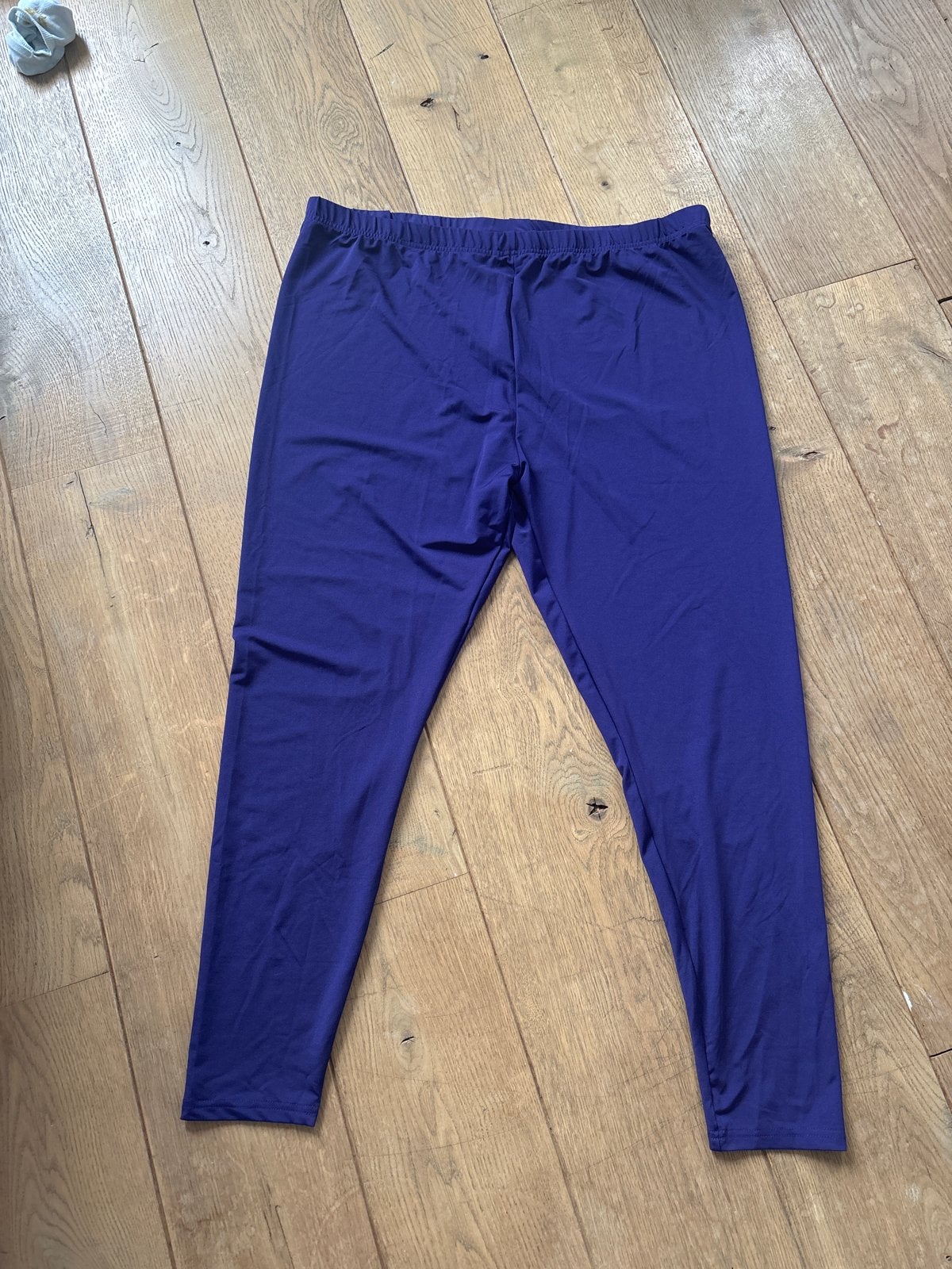 Paarse legging maat 3XL - Nooit gedragen, Kleding | Dames, Legging, Paars, Nieuw, Overige maten