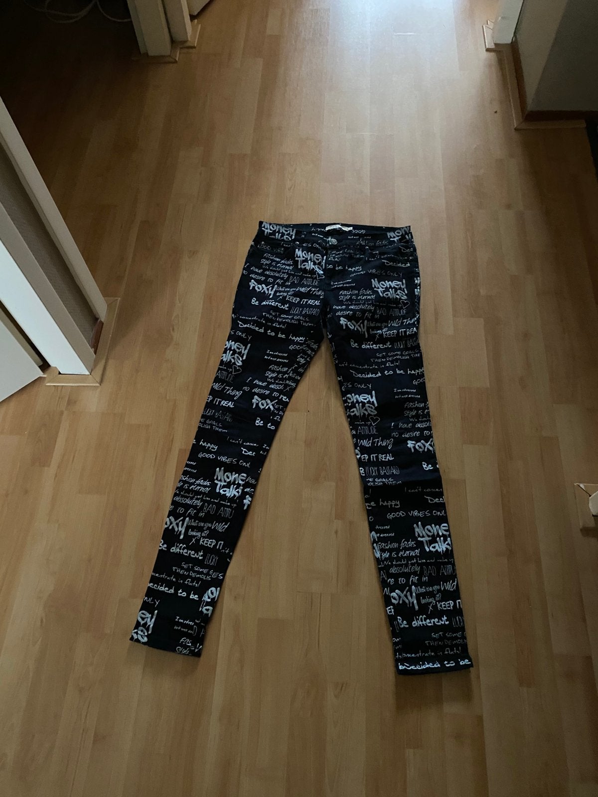 Nikkie broek, Zwart, Ophalen of Verzenden, Zo goed als nieuw, Maat 34 (XS) of kleiner