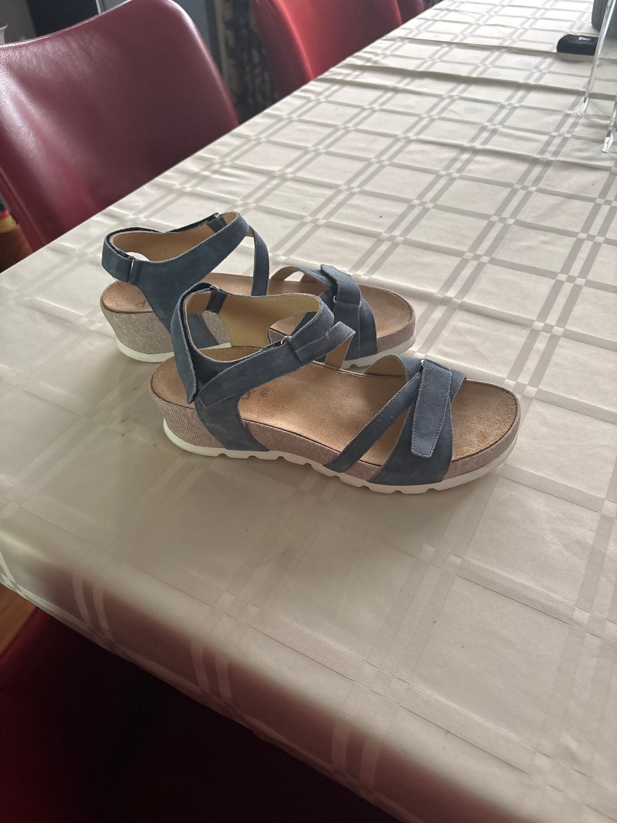 Mooie lichtblauwe Durea sandalen maat 6 1/2, Ophalen of Verzenden, Zo goed als nieuw, Blauw, Sandalen of Muiltjes
