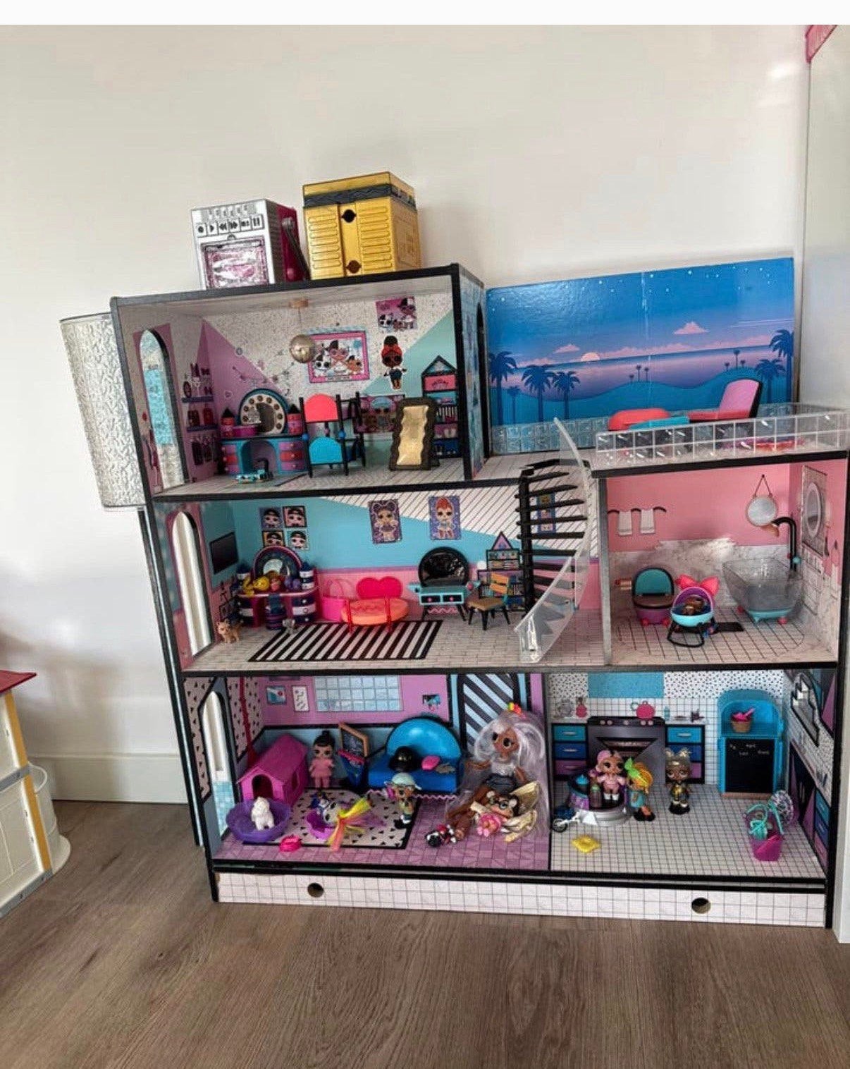 L.O.L huis, Ophalen, Zo goed als nieuw, Kooi, Minder dan 60 cm