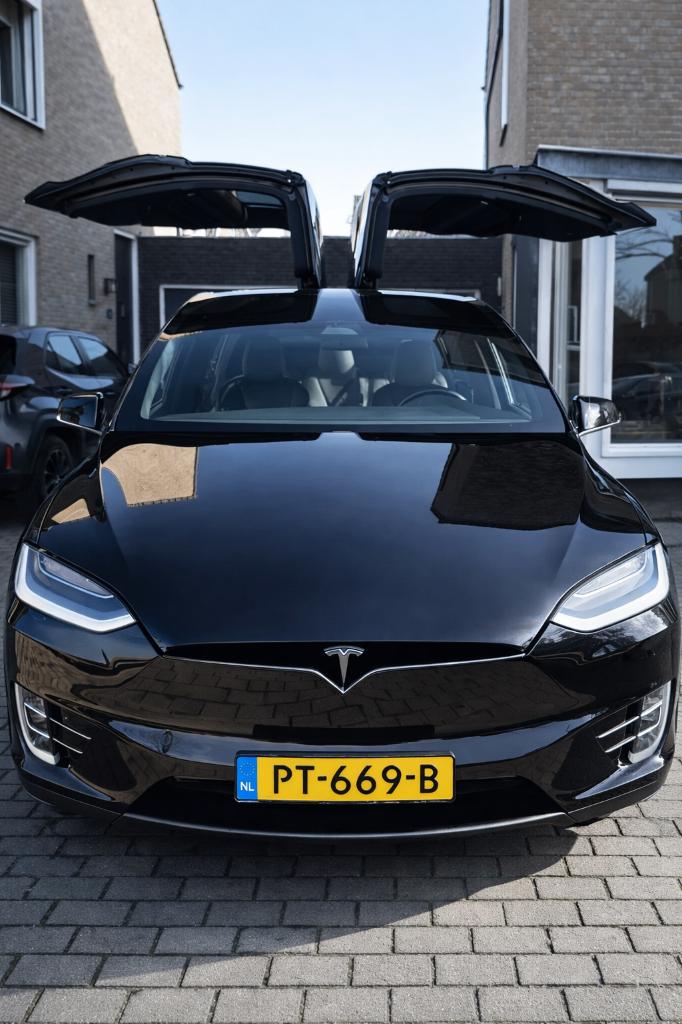 Tesla Model X 100D – 7 Pers. – FSD – 22" Onyx Turbine – CCS, Automaat, Model X, Zwart, USB