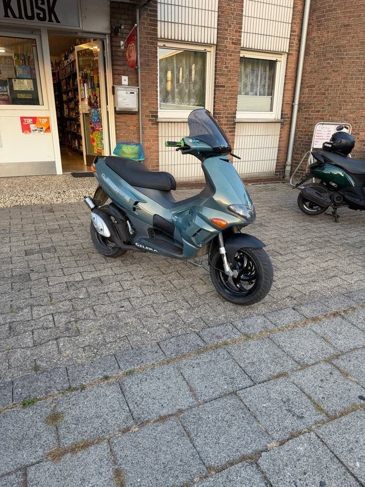 Trade Gilera Runner 50 in topconditie Sito Plus gereviseerd, Fietsen en Brommers, Ophalen, Zo goed als nieuw
