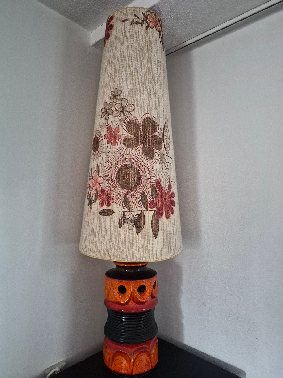 Vintage Fat Lava tafellamp met bloemenkap, Antiek en Kunst, Ophalen