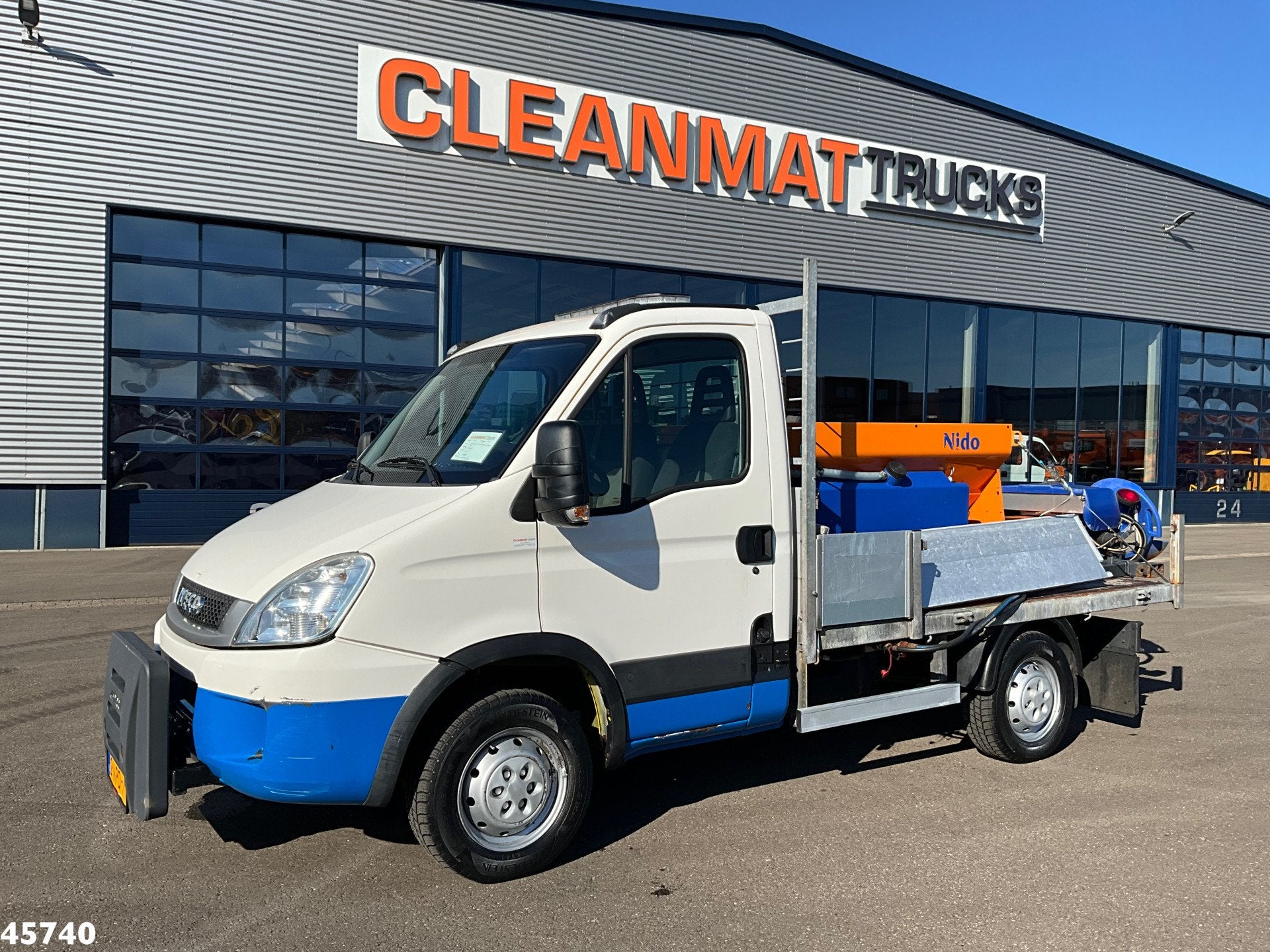 Iveco Daily 35S12 300 met Nido zoutstrooier Just 88.053 km!, Clean Mat Trucks B.V., Sales@cleanmat.eu, Wageningsestraat 17
6673DB  ANDELST, NL